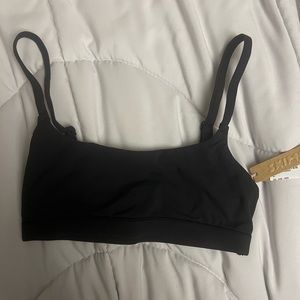 SKIMS FITS EVERYBODY SCOOP NECK BRA